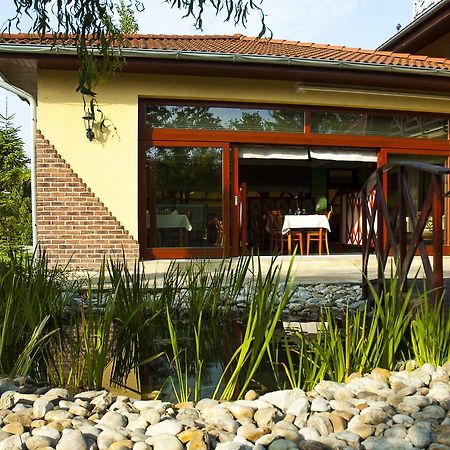 Penzion Fortune Dunajska Streda Ngoại thất bức ảnh